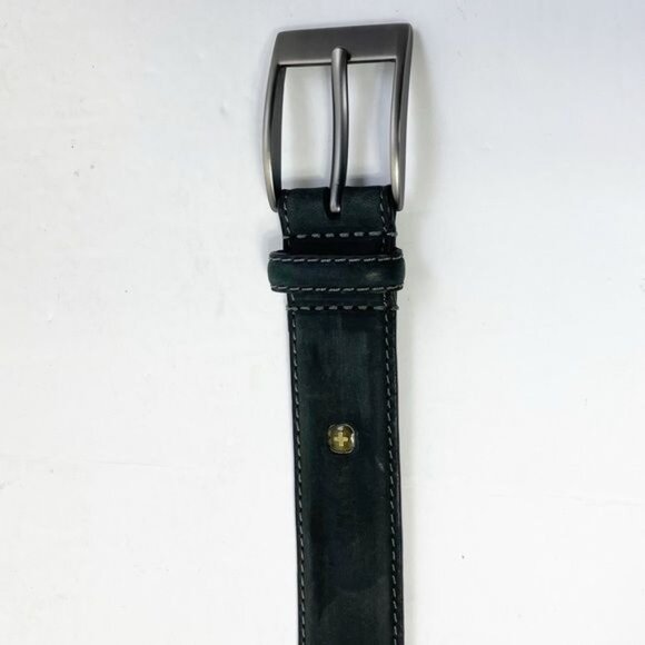 Swiss Gear Black Leather Belt Silver Buckle 43" Long Durable Adjustable Stylish - Picture 3 of 8